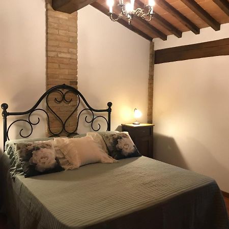 Appartement La Perla Tra Gli Ulivi à Sienne Extérieur photo
